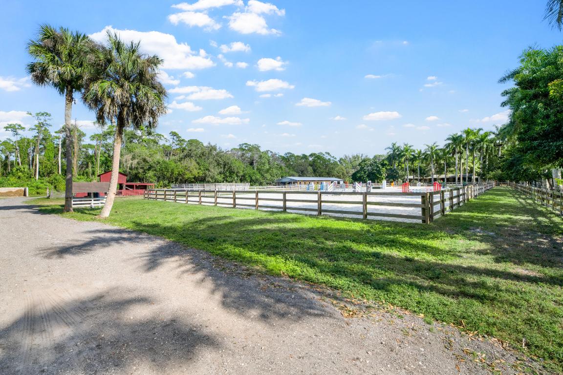 1068 D Road, Loxahatchee Groves