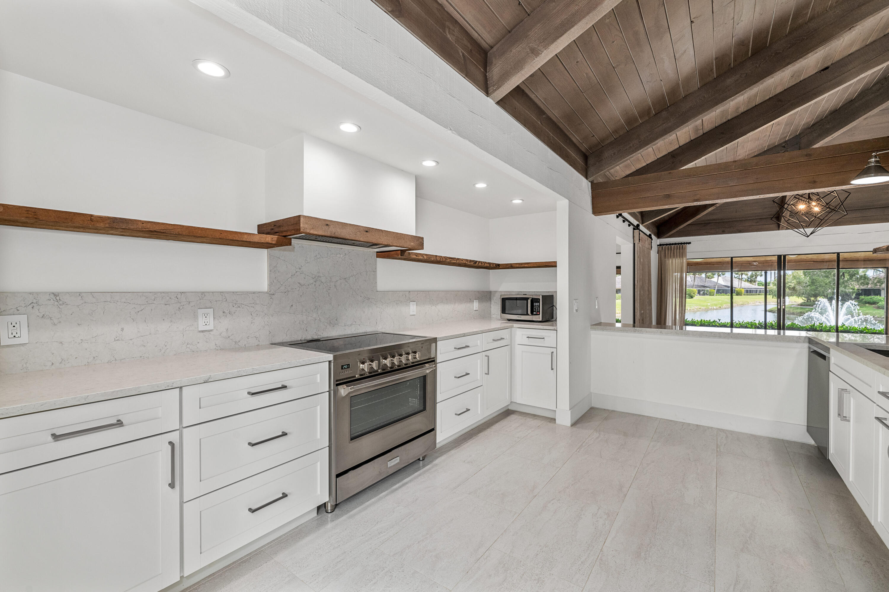 11683 Wimbledon Circle