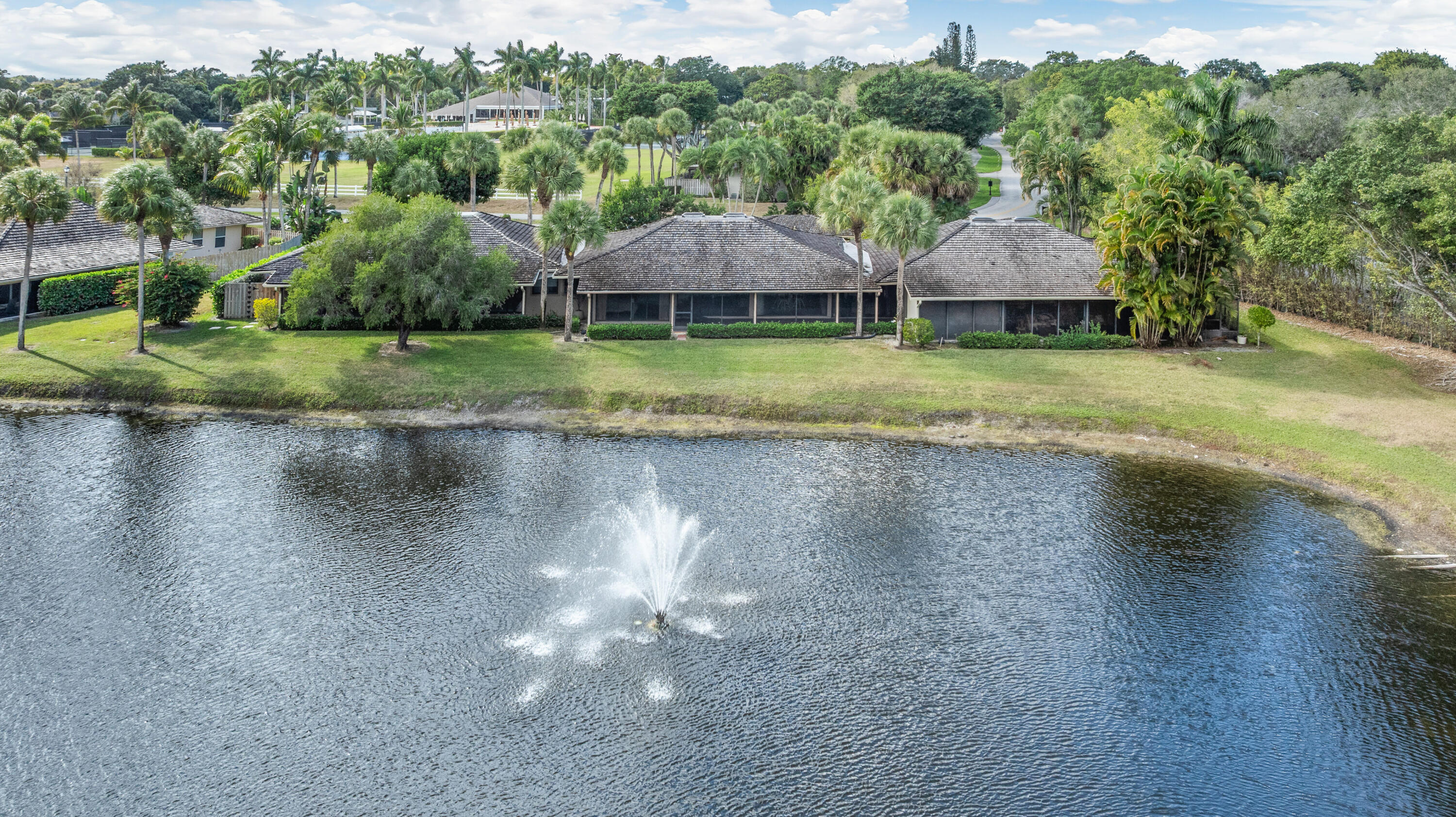 11683 Wimbledon Circle