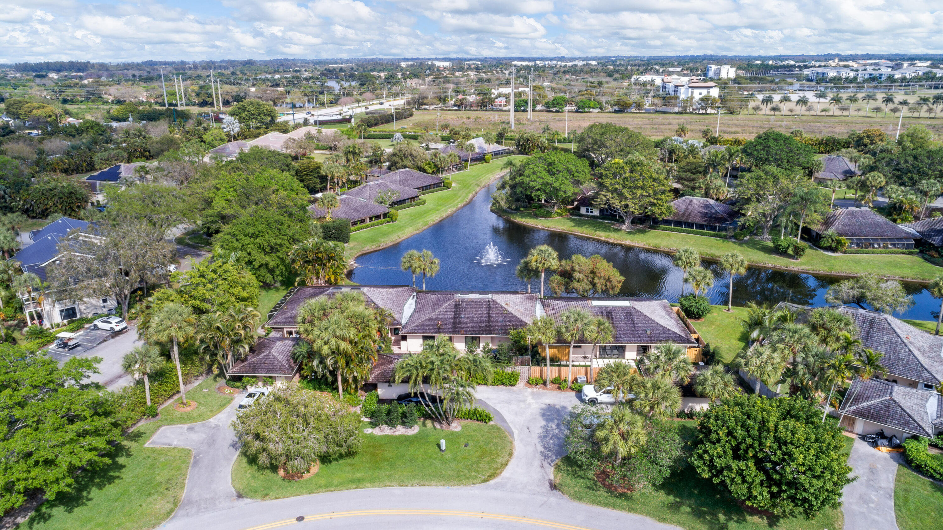 11683 Wimbledon Circle