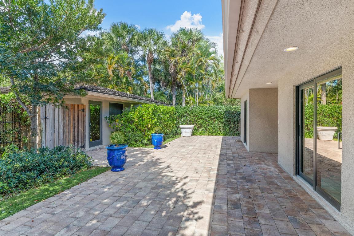 11683 Wimbledon Circle