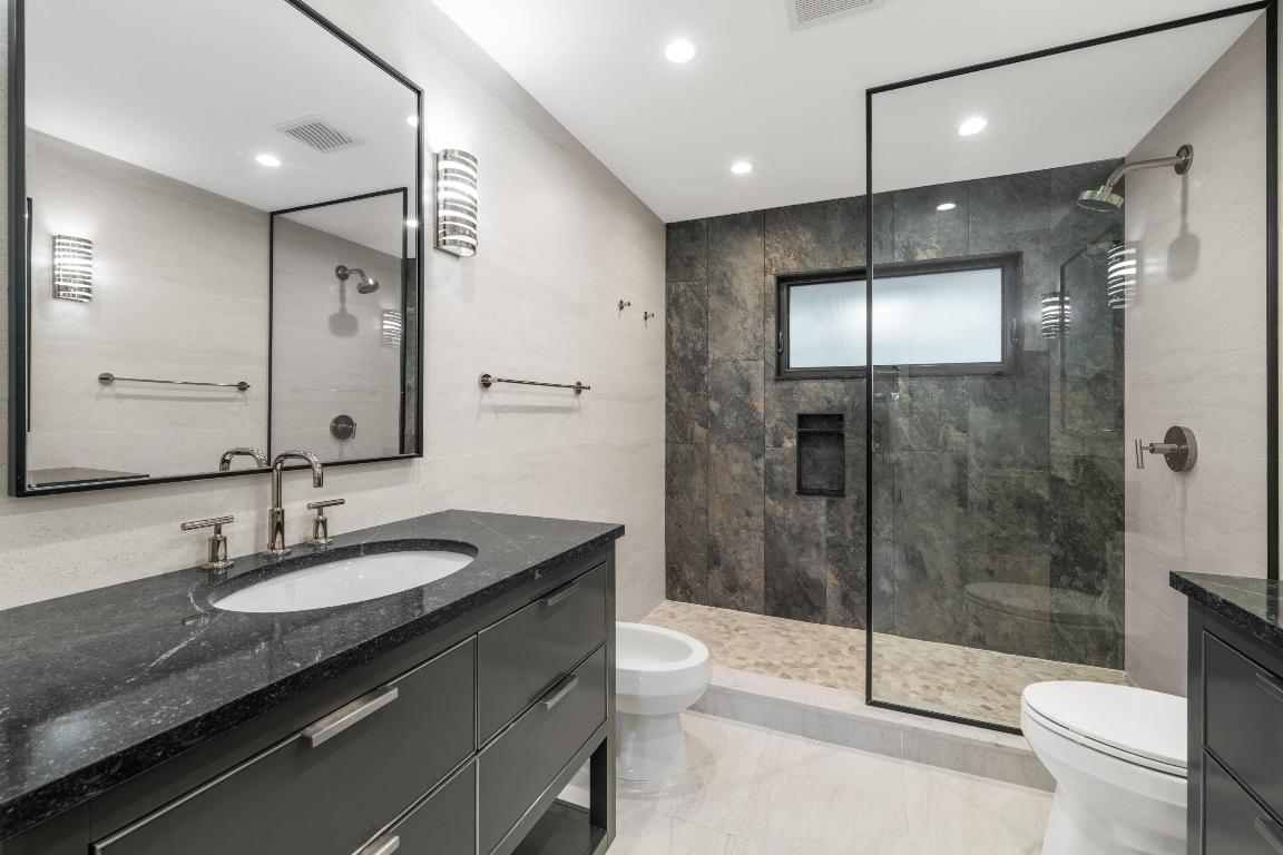 11683 Wimbledon Circle