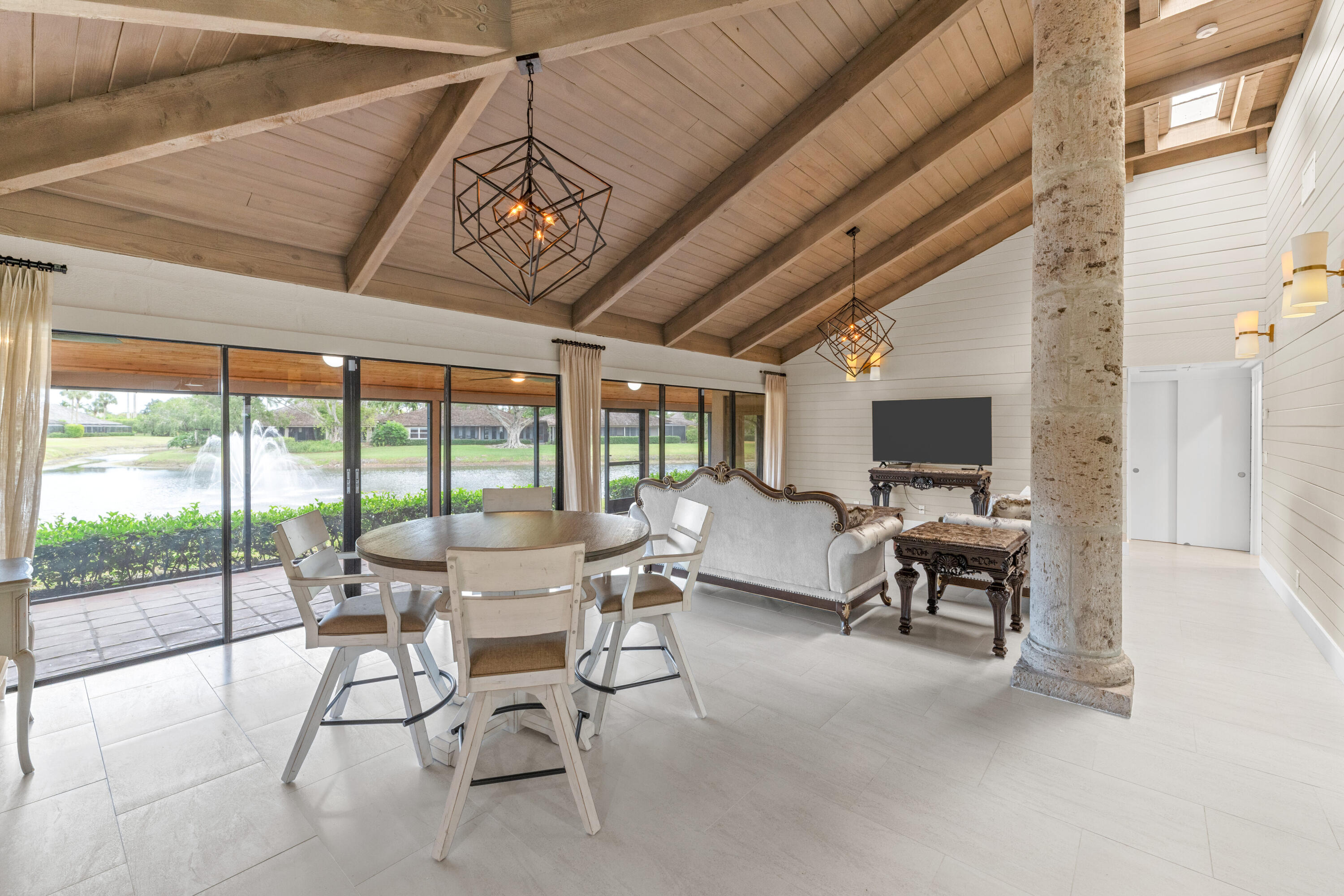 11683 Wimbledon Circle