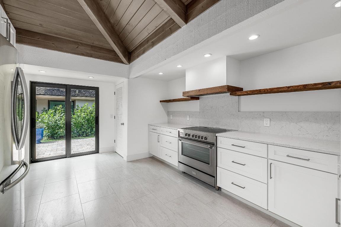 11683 Wimbledon Circle