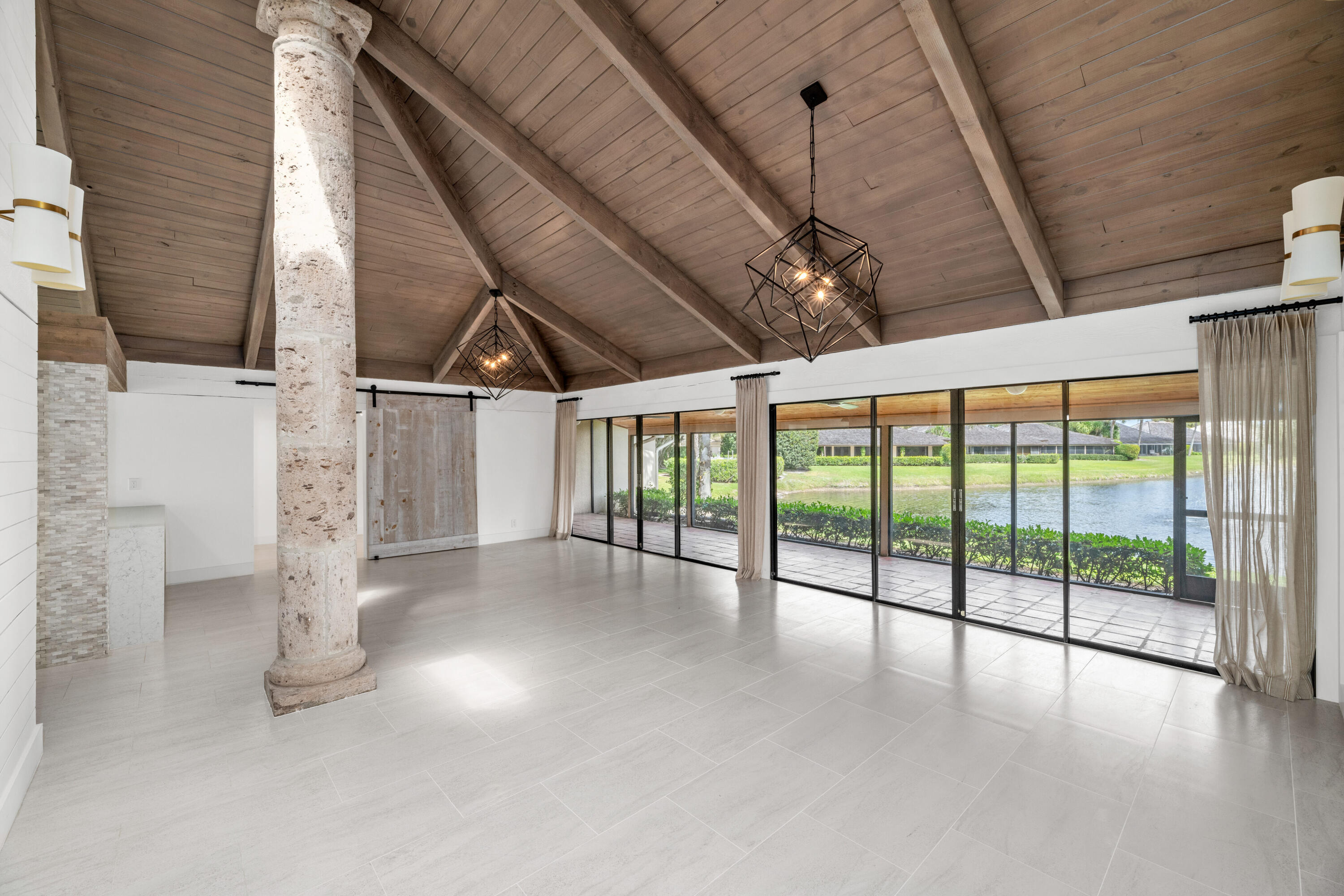 11683 Wimbledon Circle