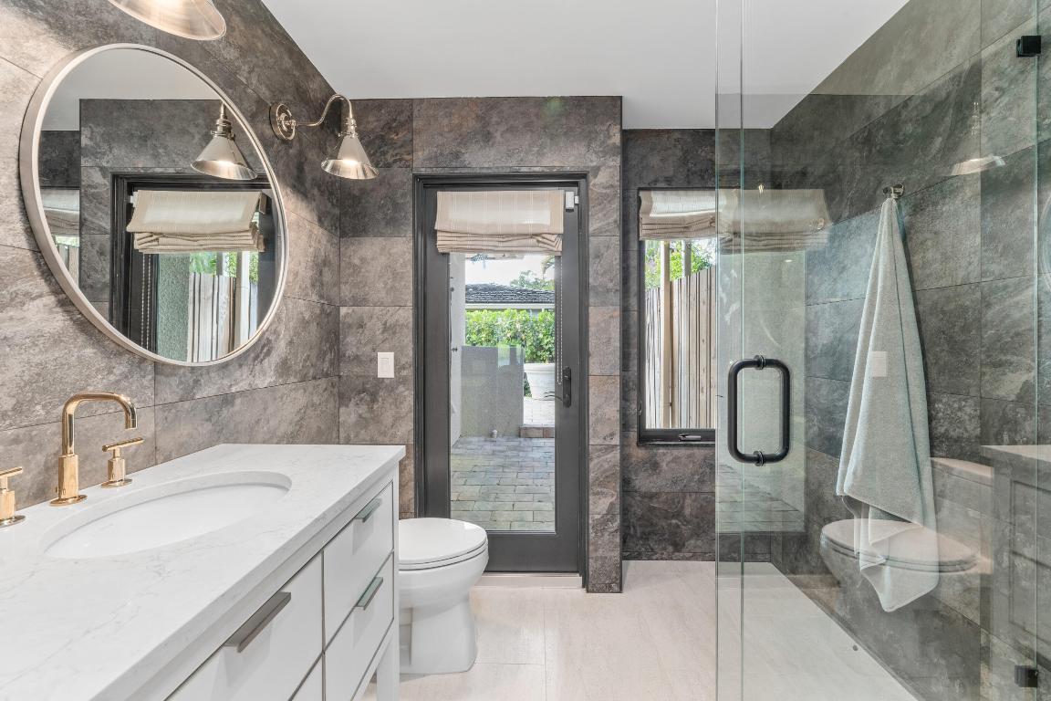 11683 Wimbledon Circle