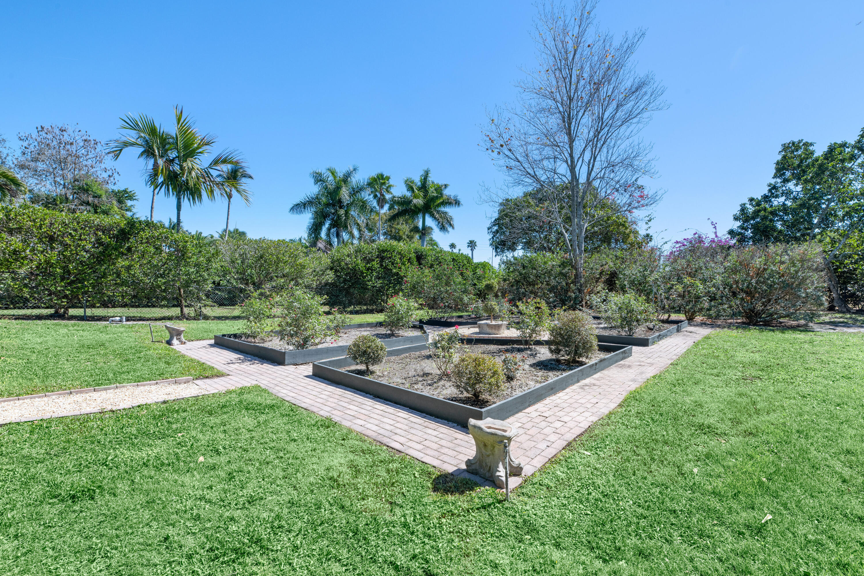 15390 Take Off Place