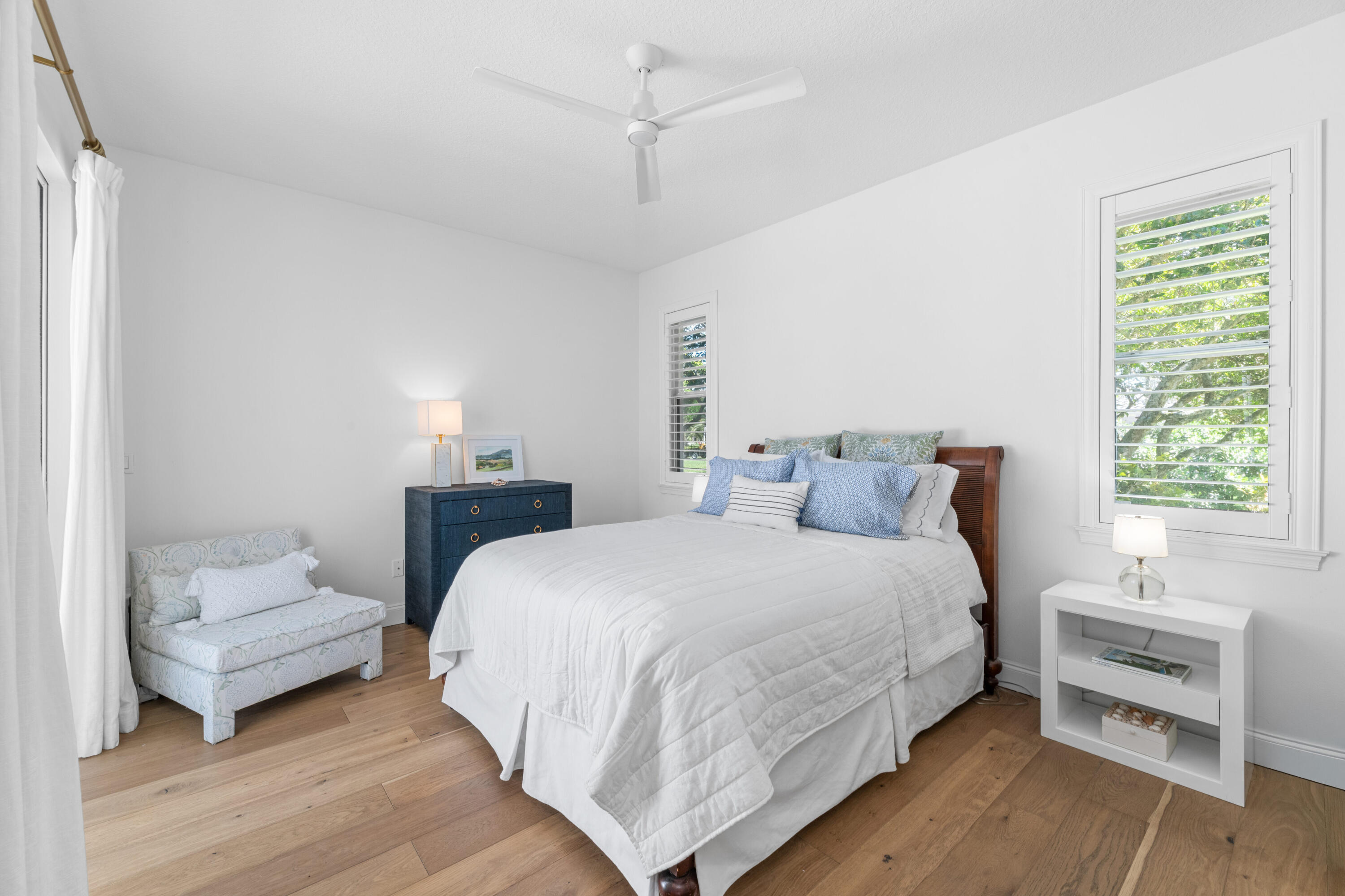 15390 Take Off Place