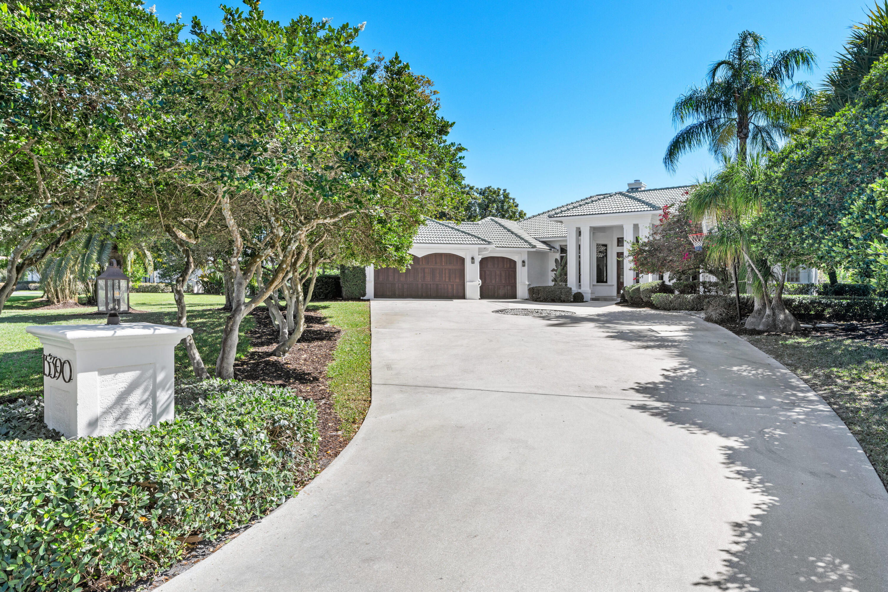 15390 Take Off Place