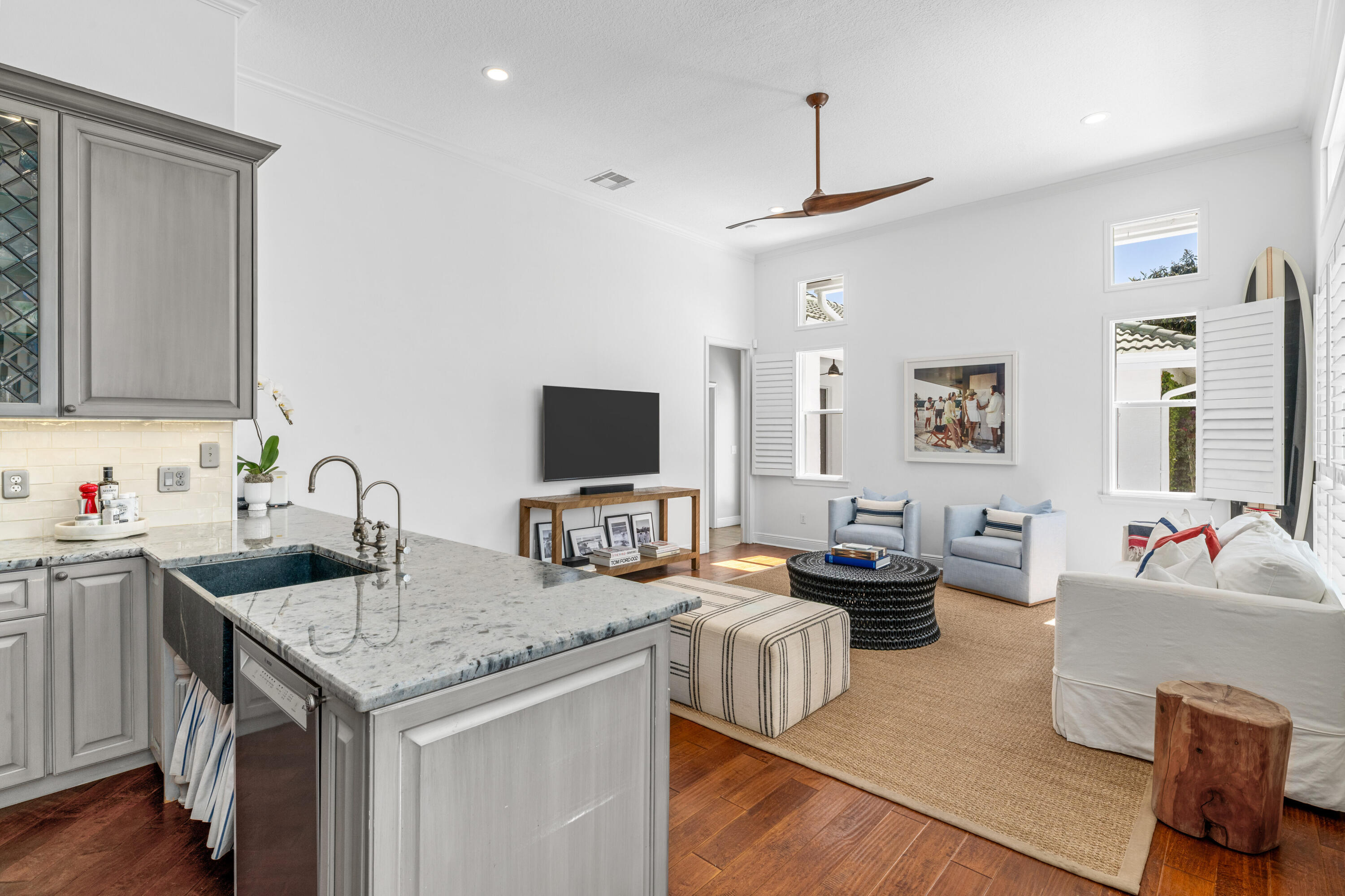 15390 Take Off Place