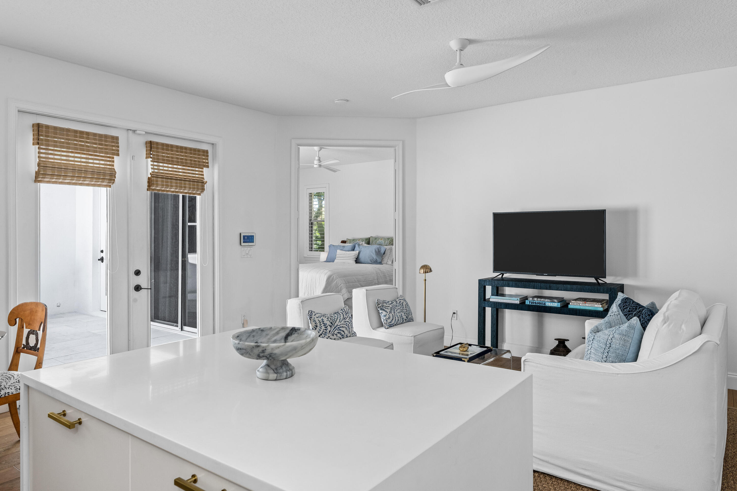 15390 Take Off Place