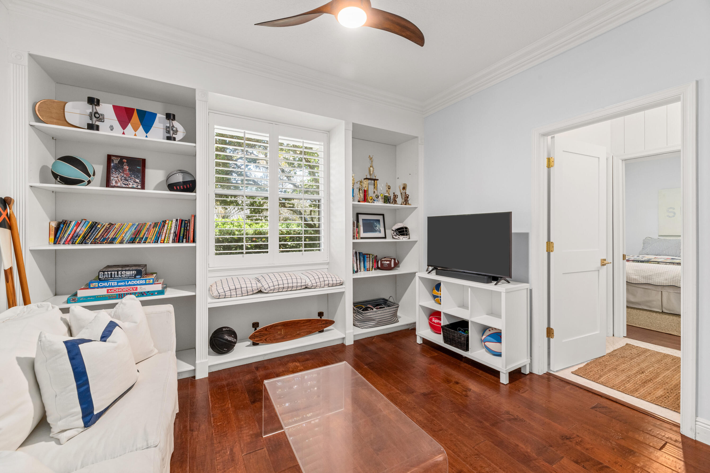 15390 Take Off Place