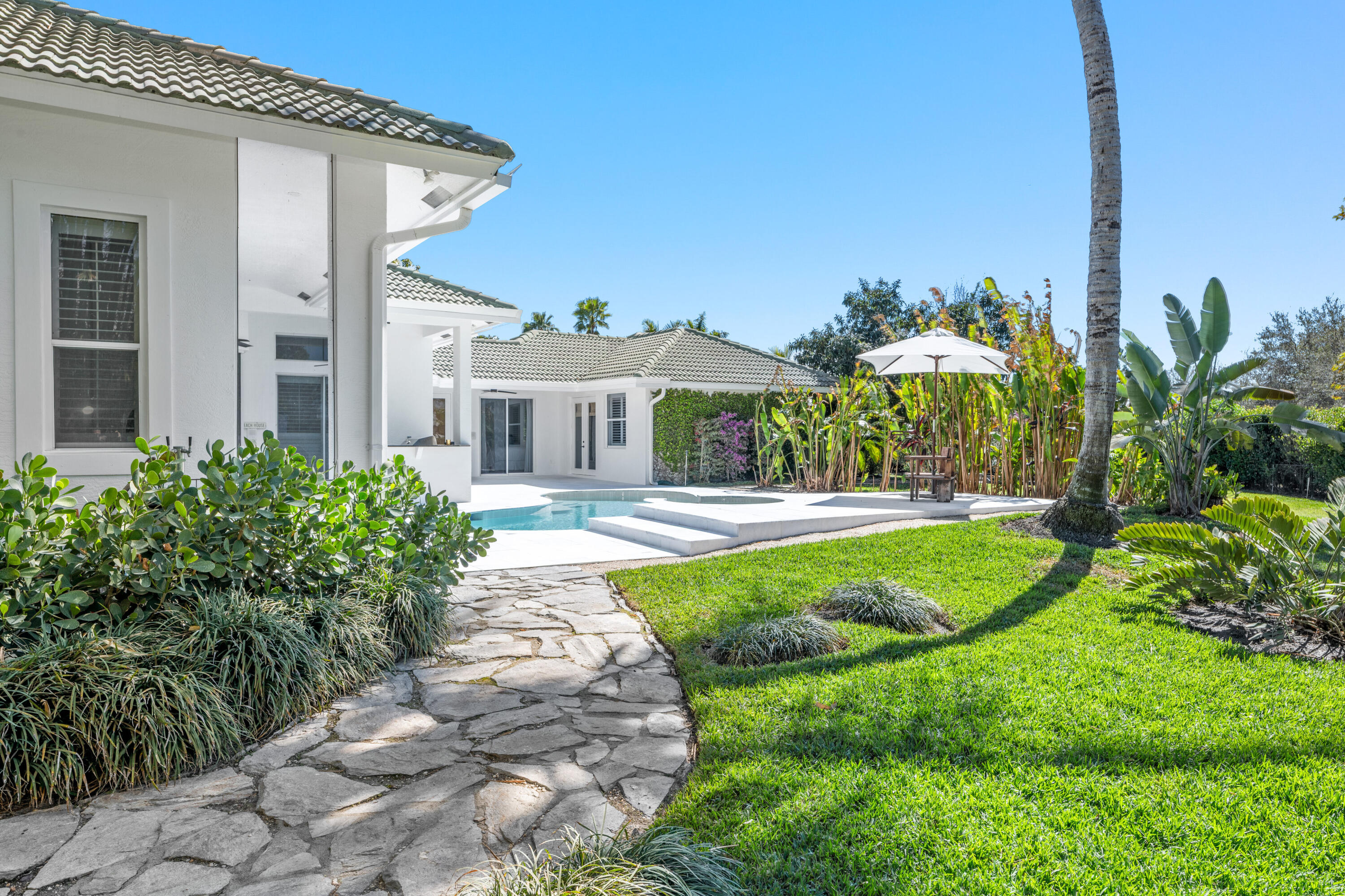 15390 Take Off Place