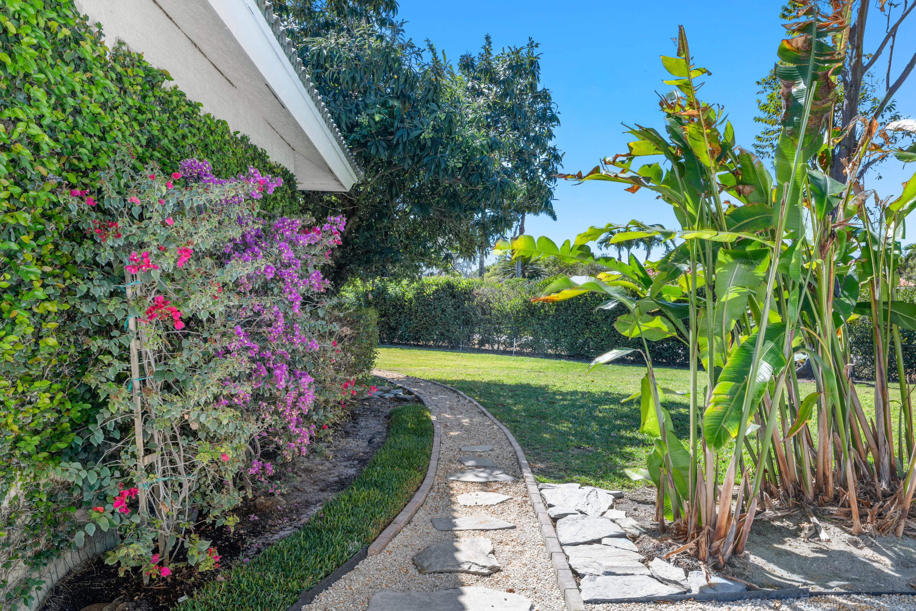 15390 Take Off Place