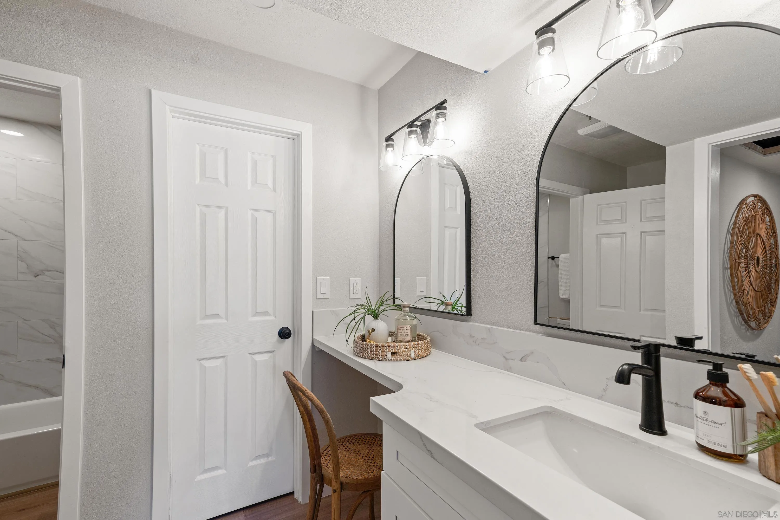 5645 Friars Rd # 395