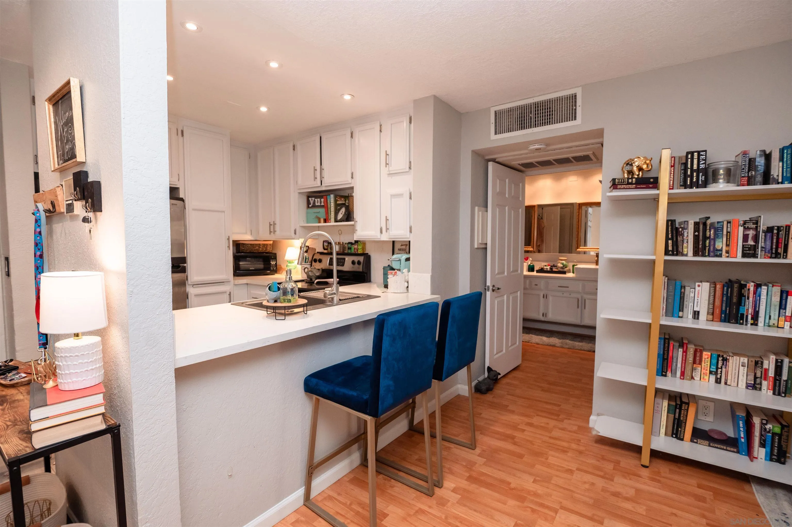 5645 Friars Rd # 361