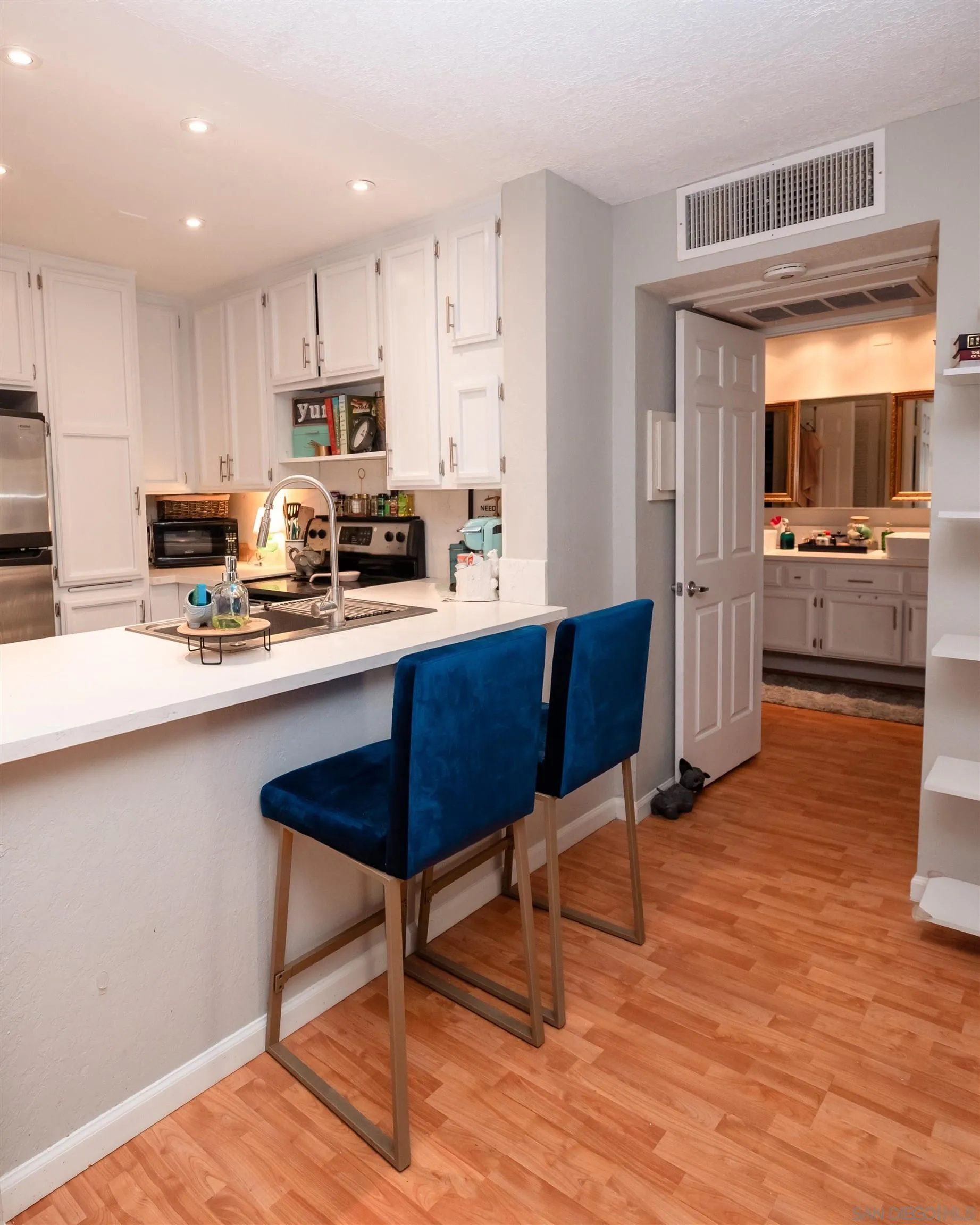 5645 Friars Rd # 361