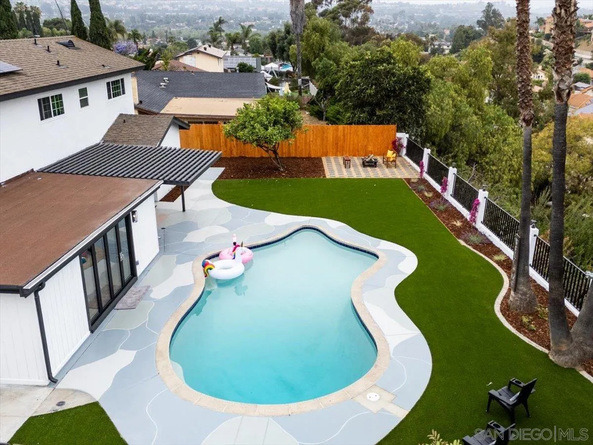 3815 Bonita View Dr