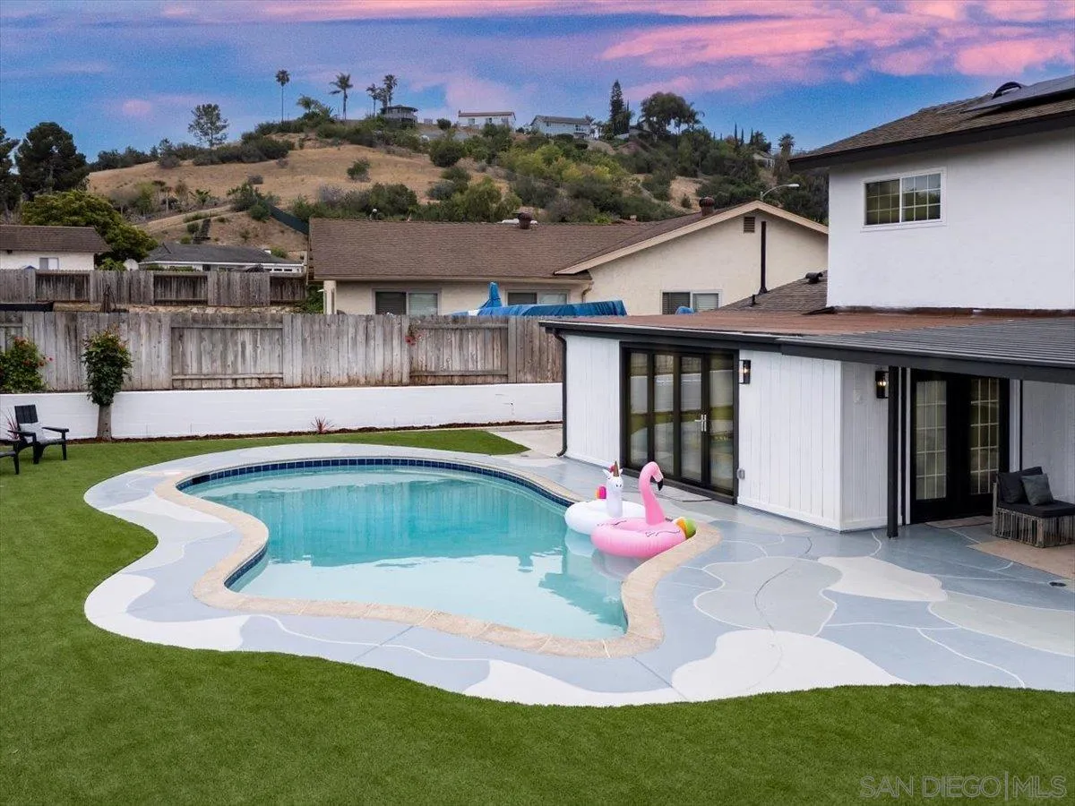 3815 Bonita View Dr