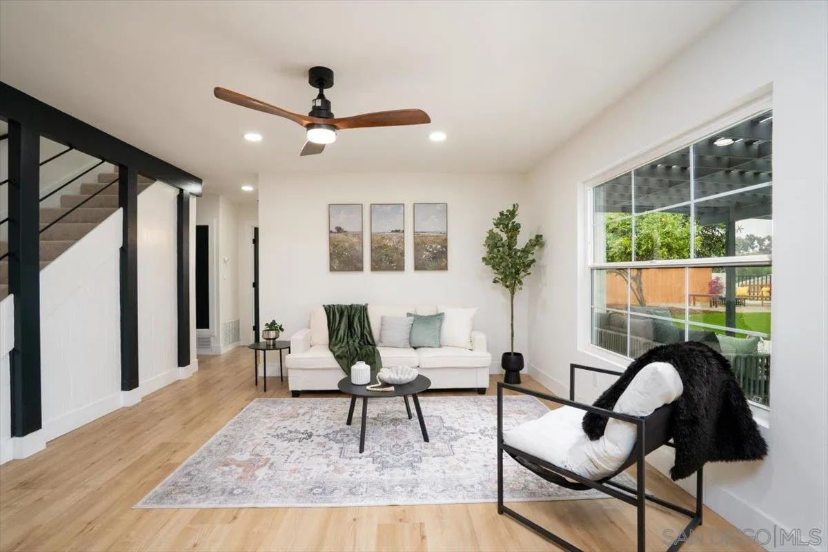 3815 Bonita View Dr