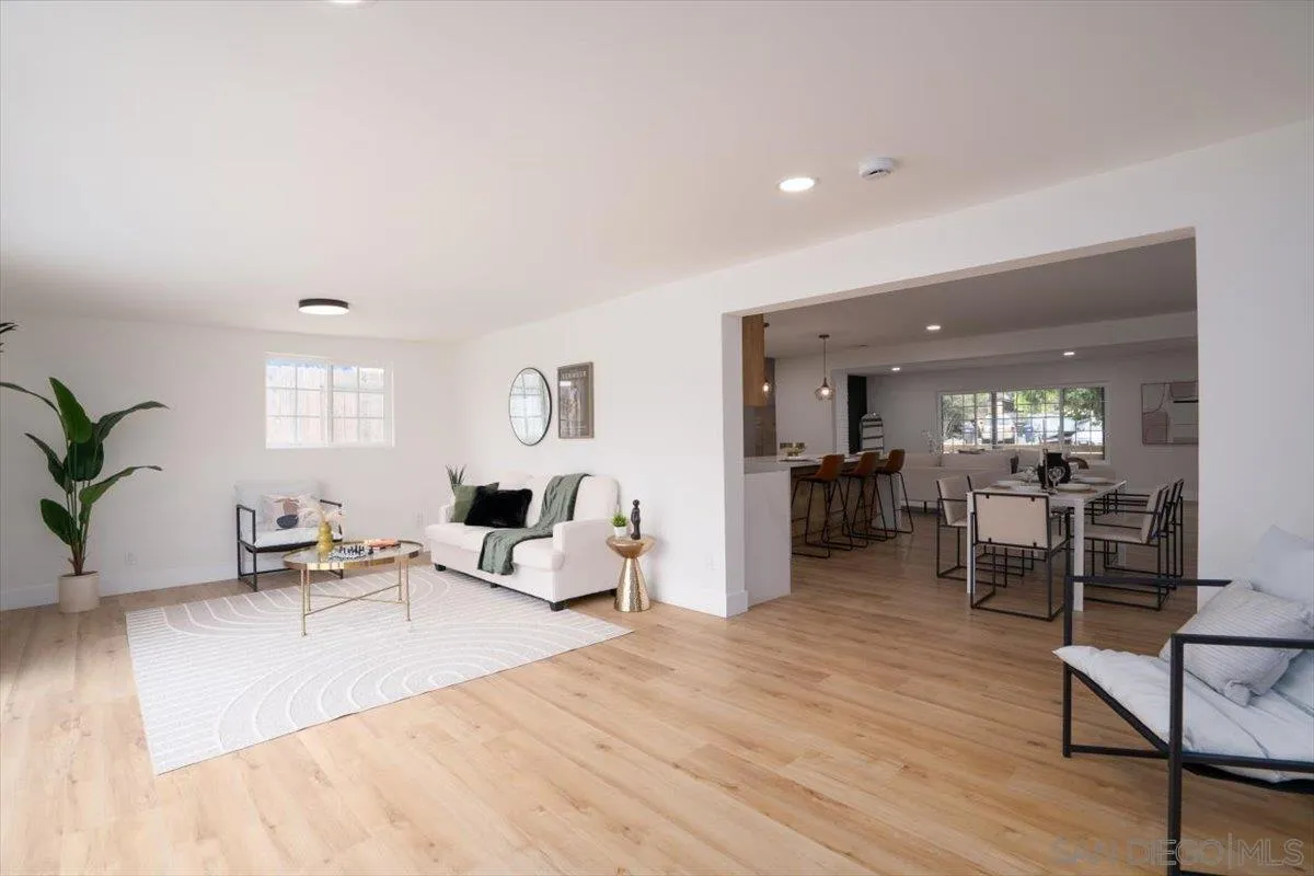 3815 Bonita View Dr