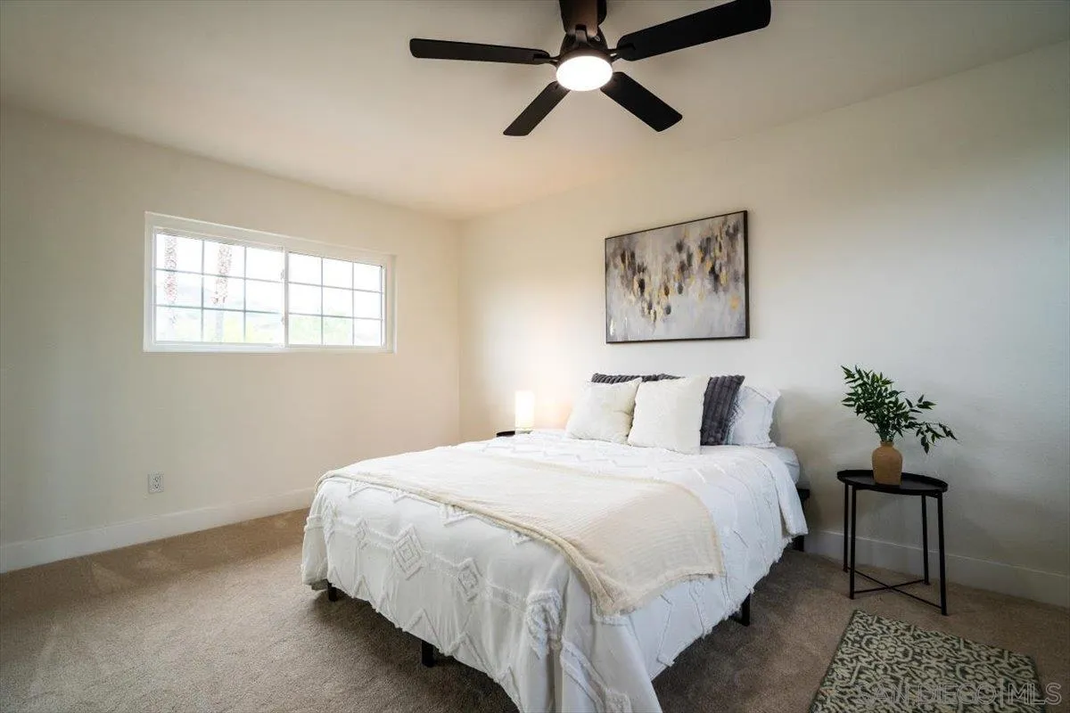 3815 Bonita View Dr