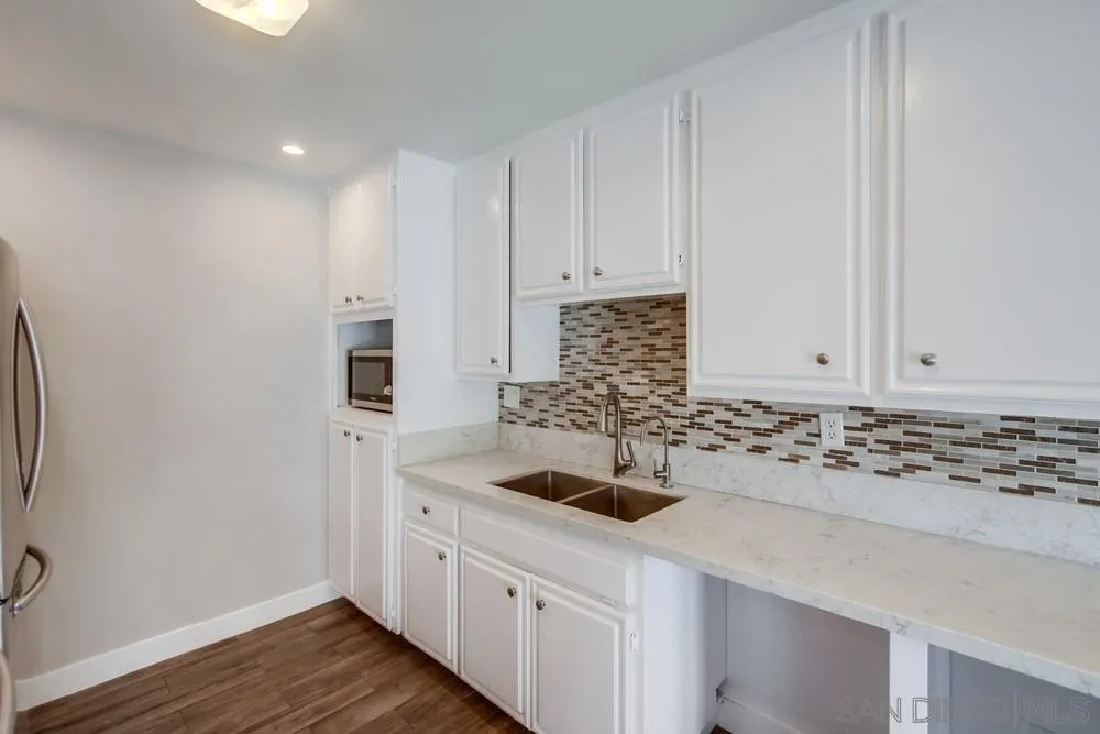 5025 Collwood Way Unit 27