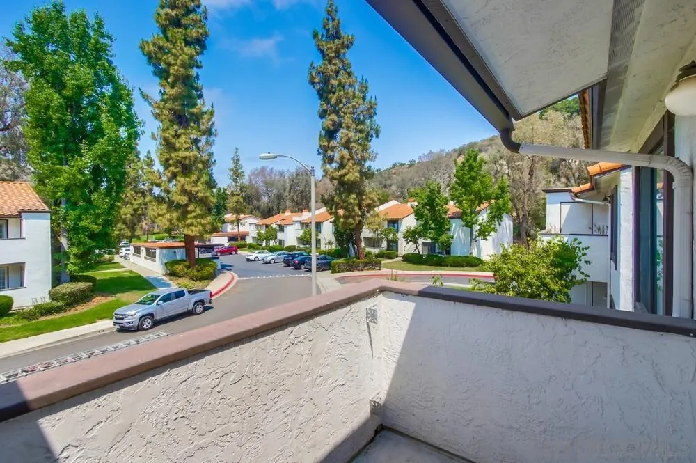 5025 Collwood Way Unit 27