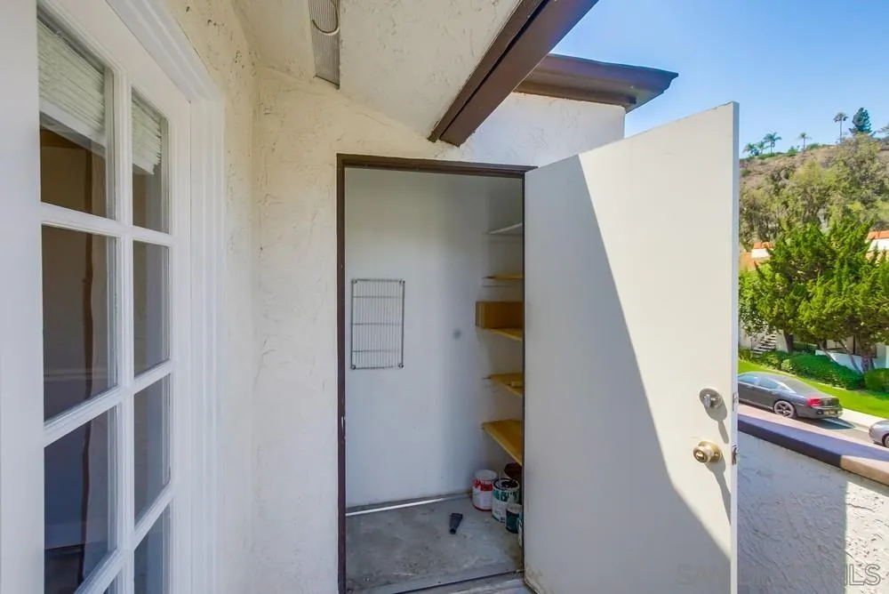 5025 Collwood Way Unit 27