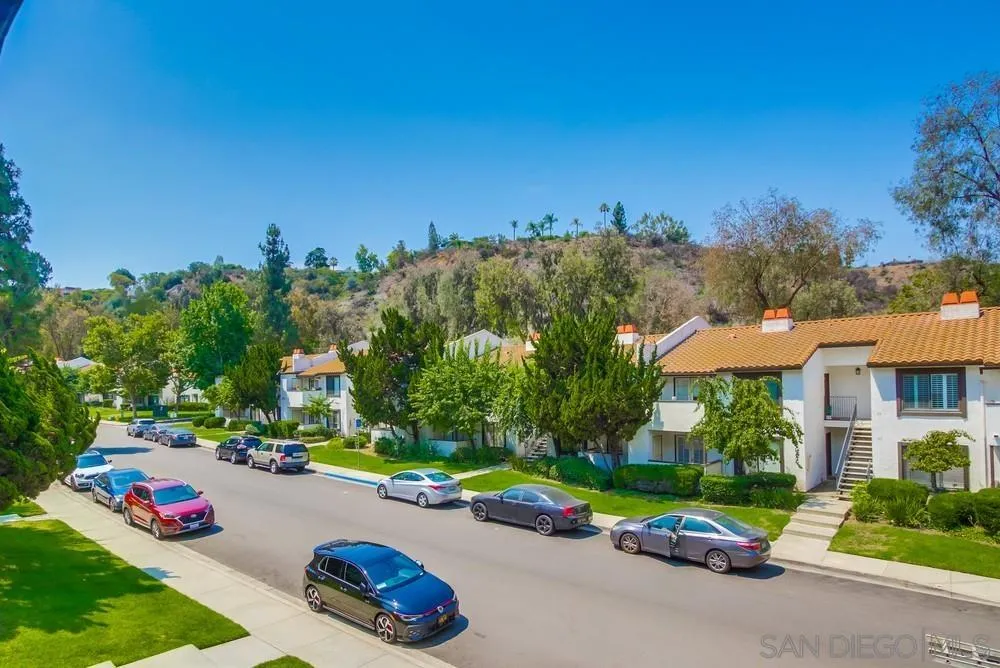 5025 Collwood Way Unit 27