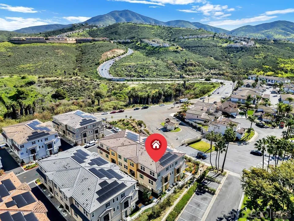 2822 Juniper Berry St