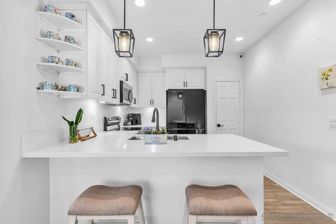 2811 Safflower