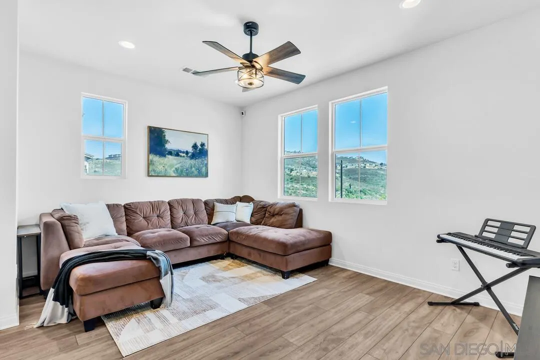 2811 Safflower