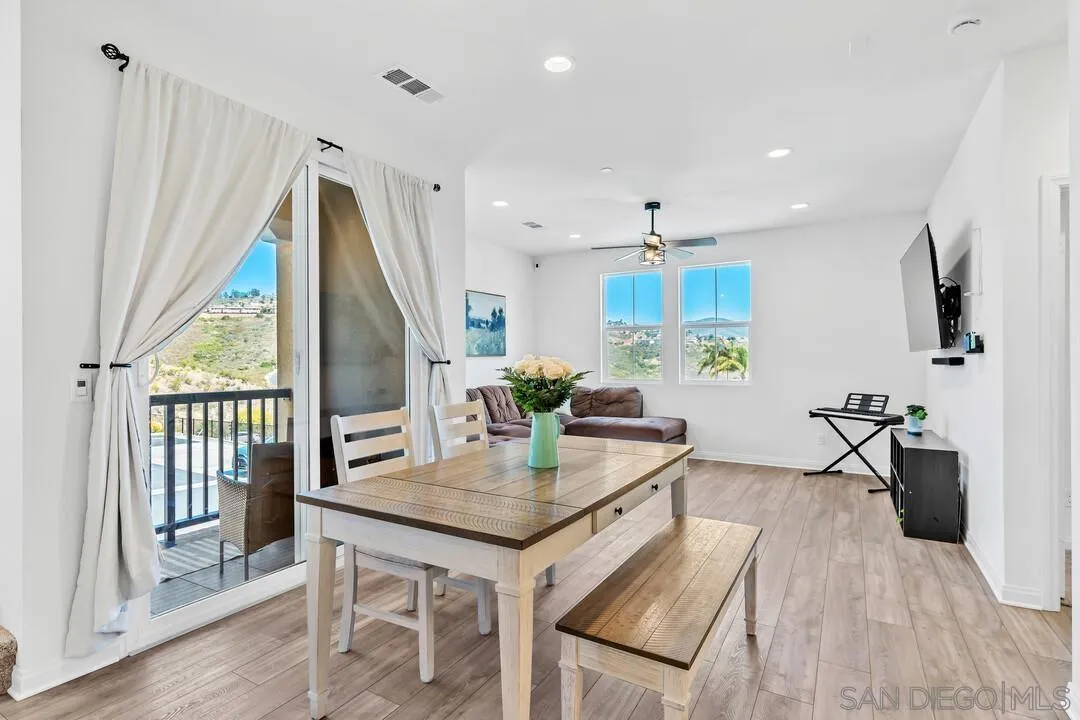2811 Safflower