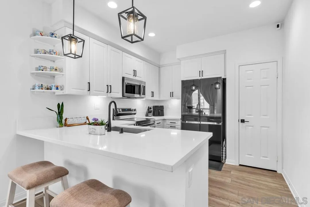 2811 Safflower