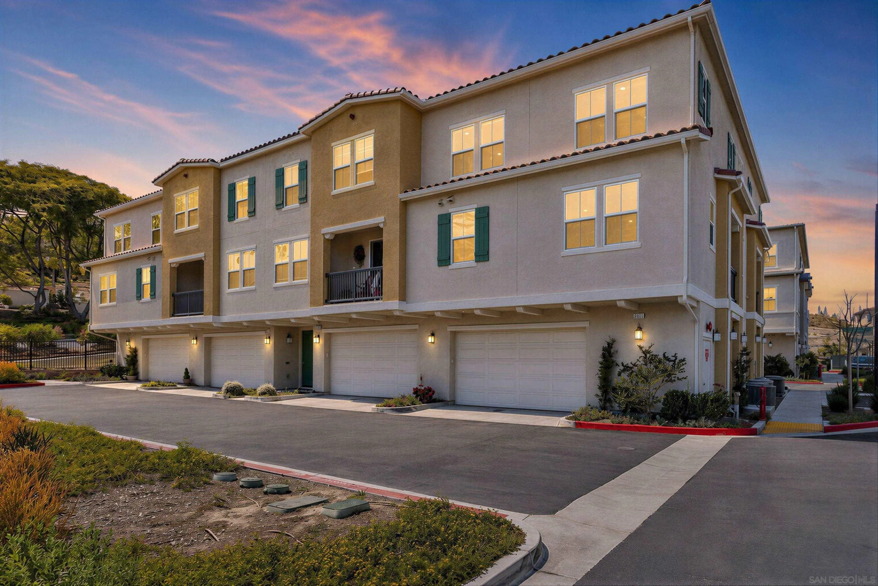 2811 Safflower