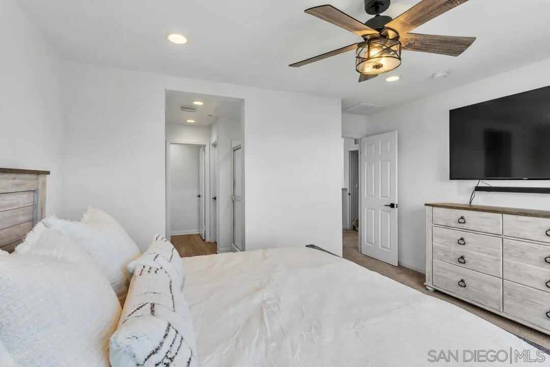 2811 Safflower