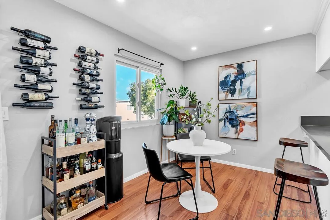 1290 Holly Ave