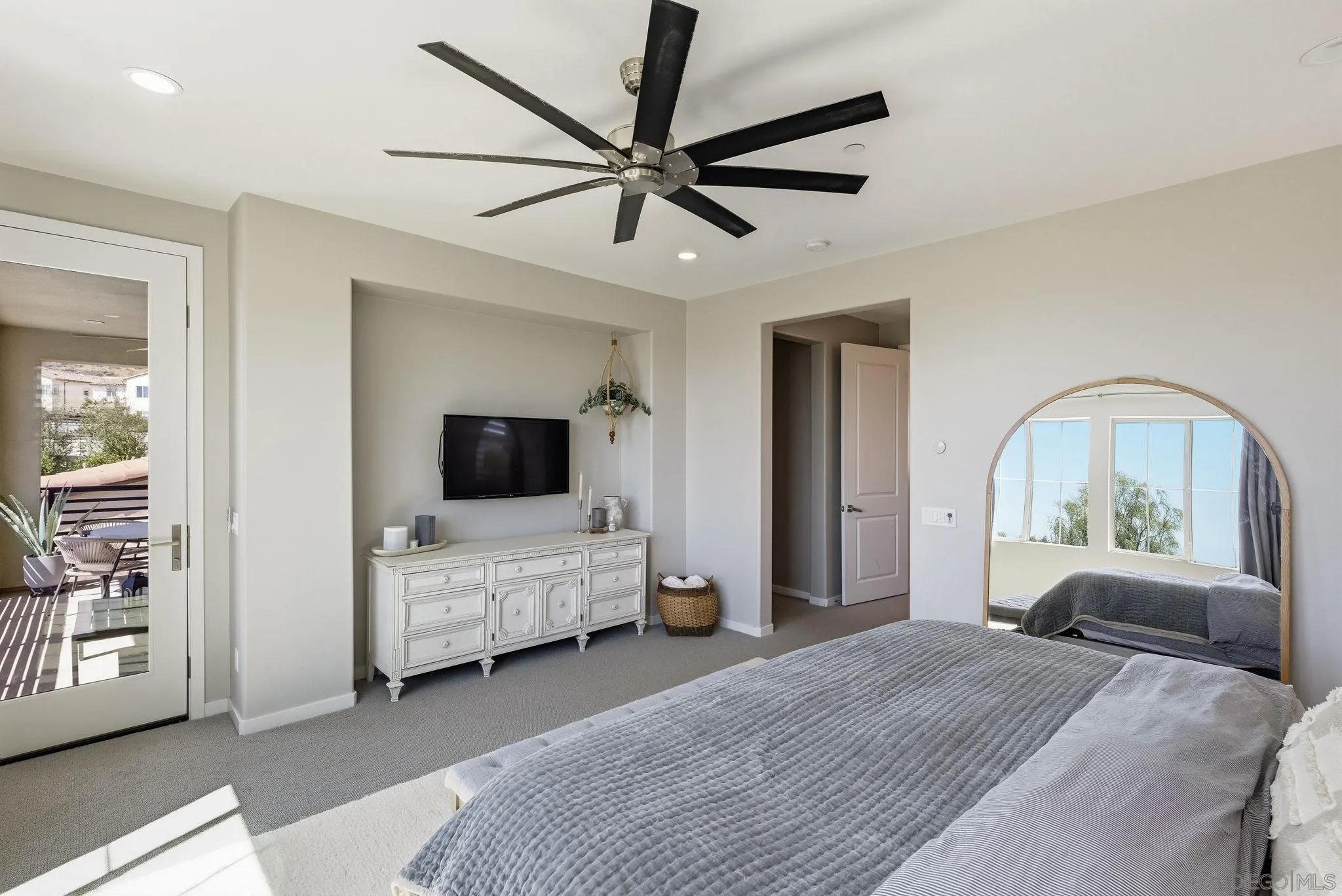 8959 Hightail Drive