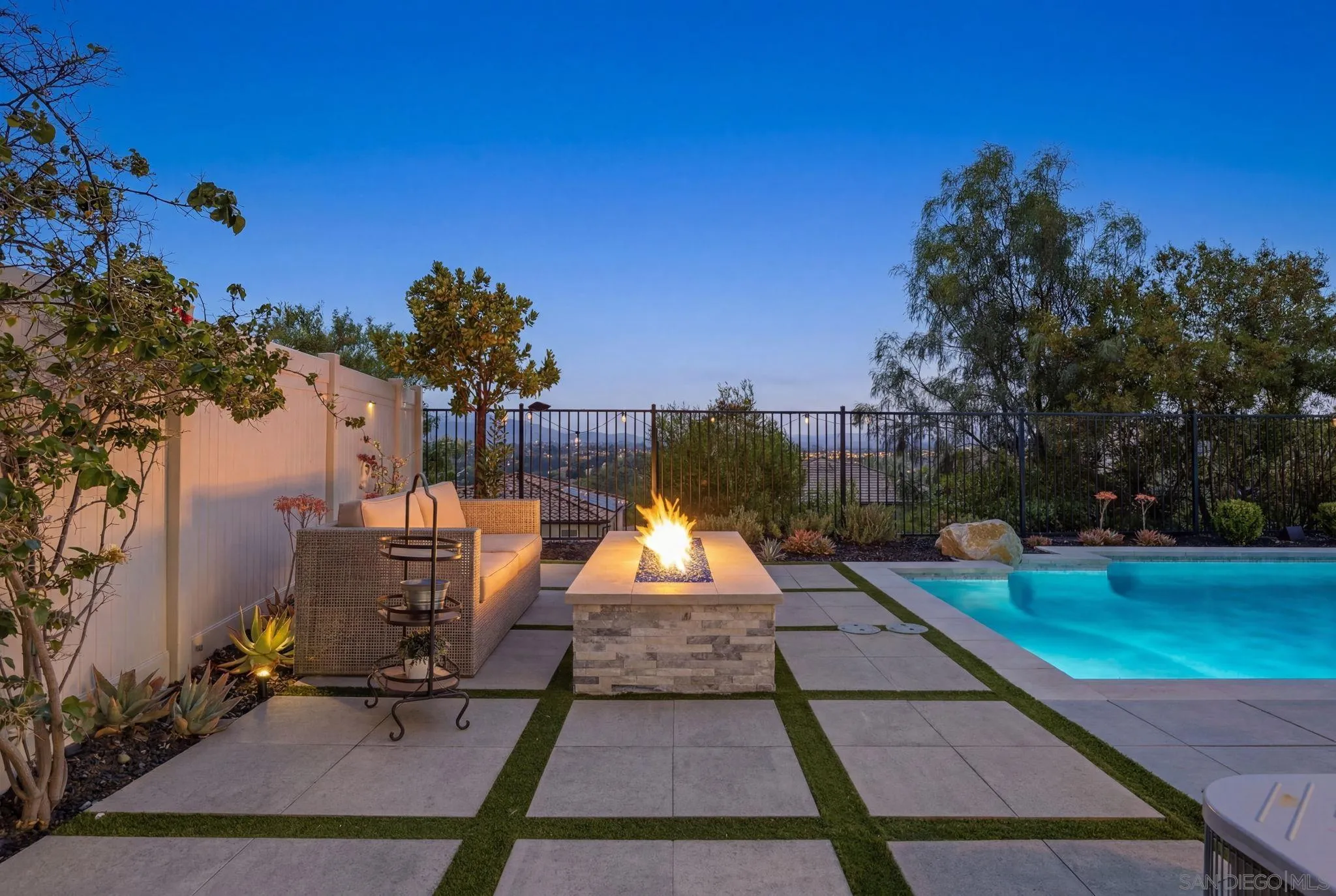 8959 Hightail Drive