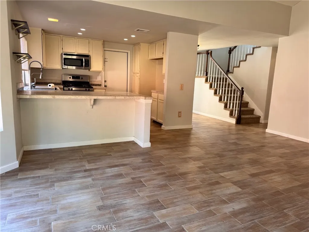 30628 Moontide Court