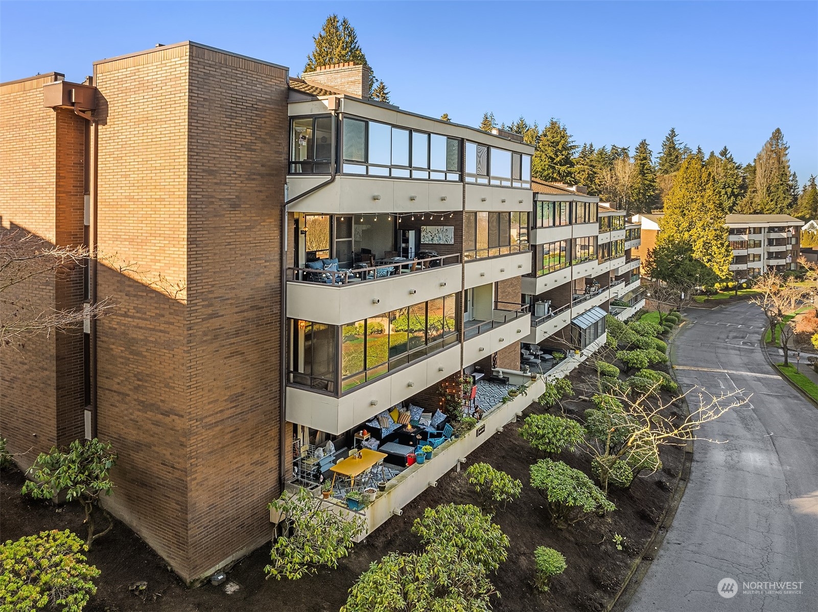 10919 Glen Acres Drive Unit: B