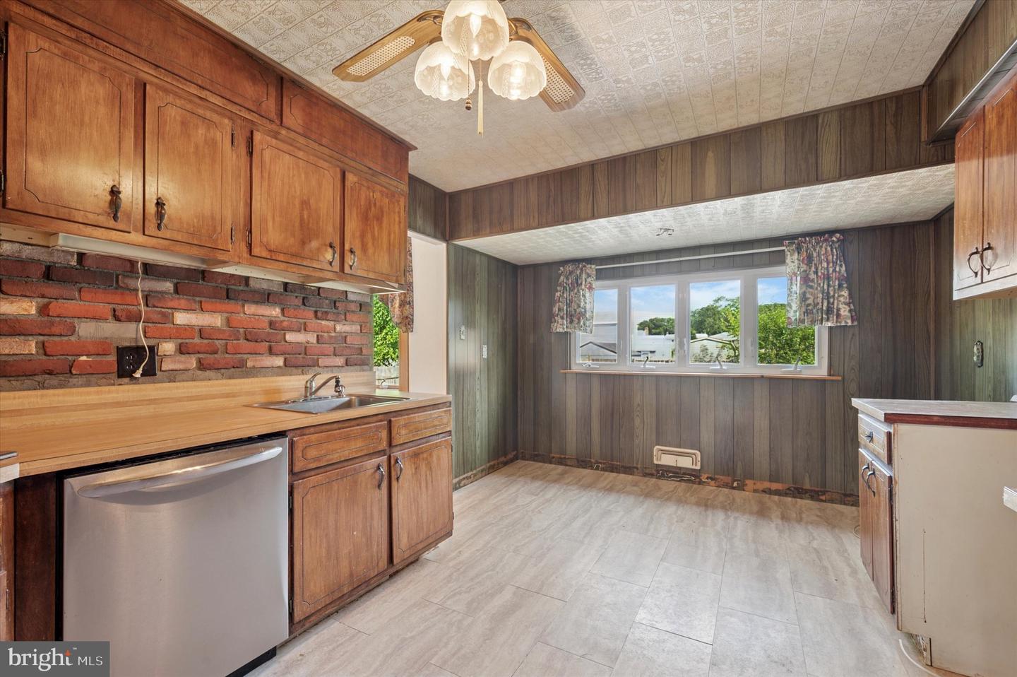 57 Cornell Dr