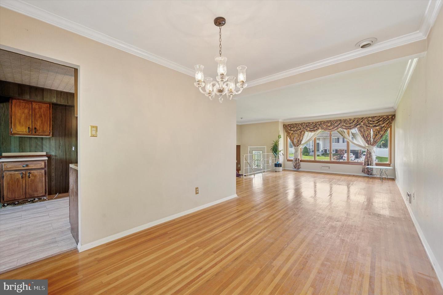 57 Cornell Dr