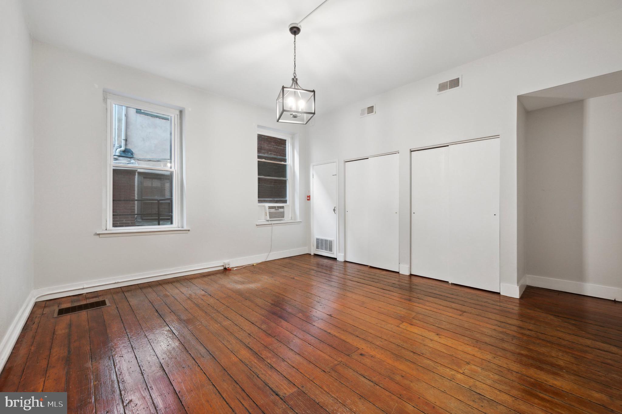 160-164 N 3rd St #162-2