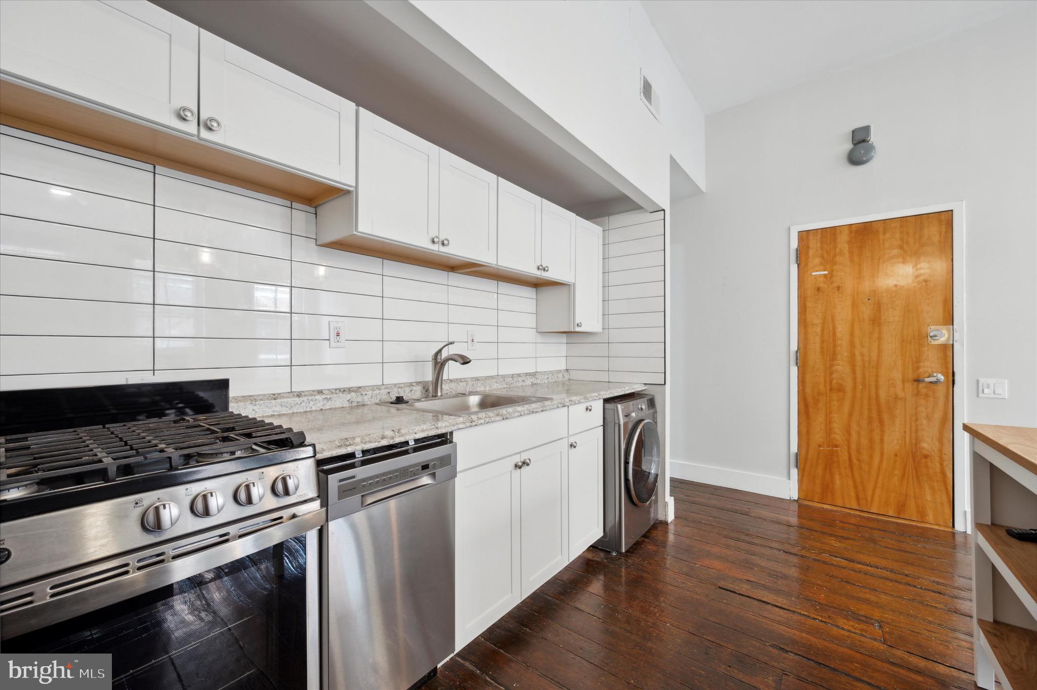 160-164 N 3rd St #162-2