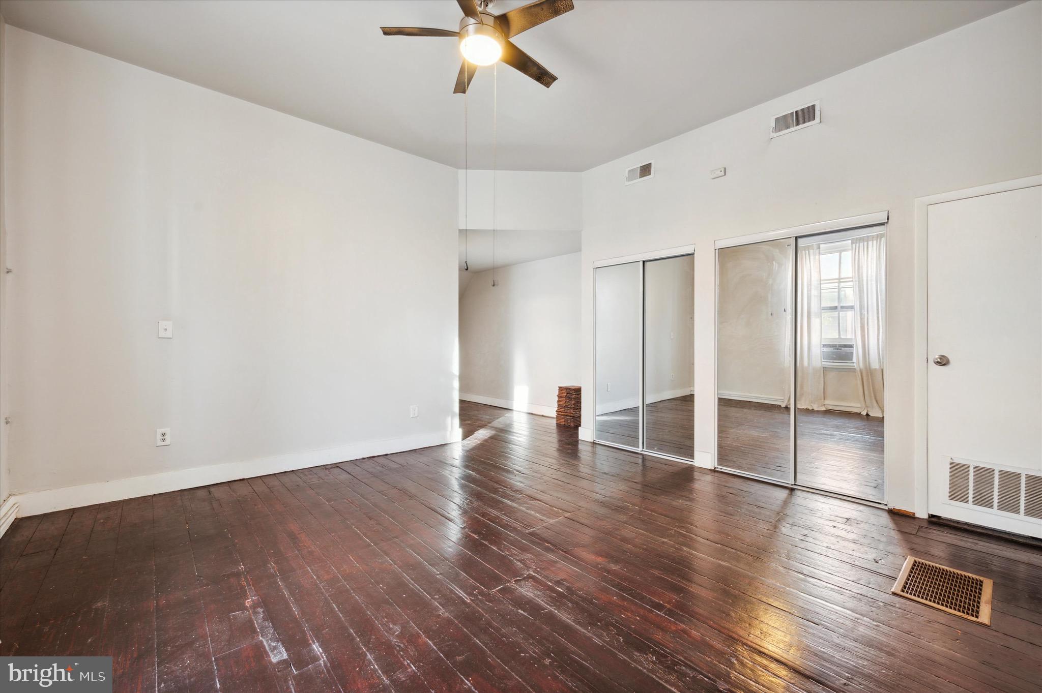 160-164 N 3rd St #164-2