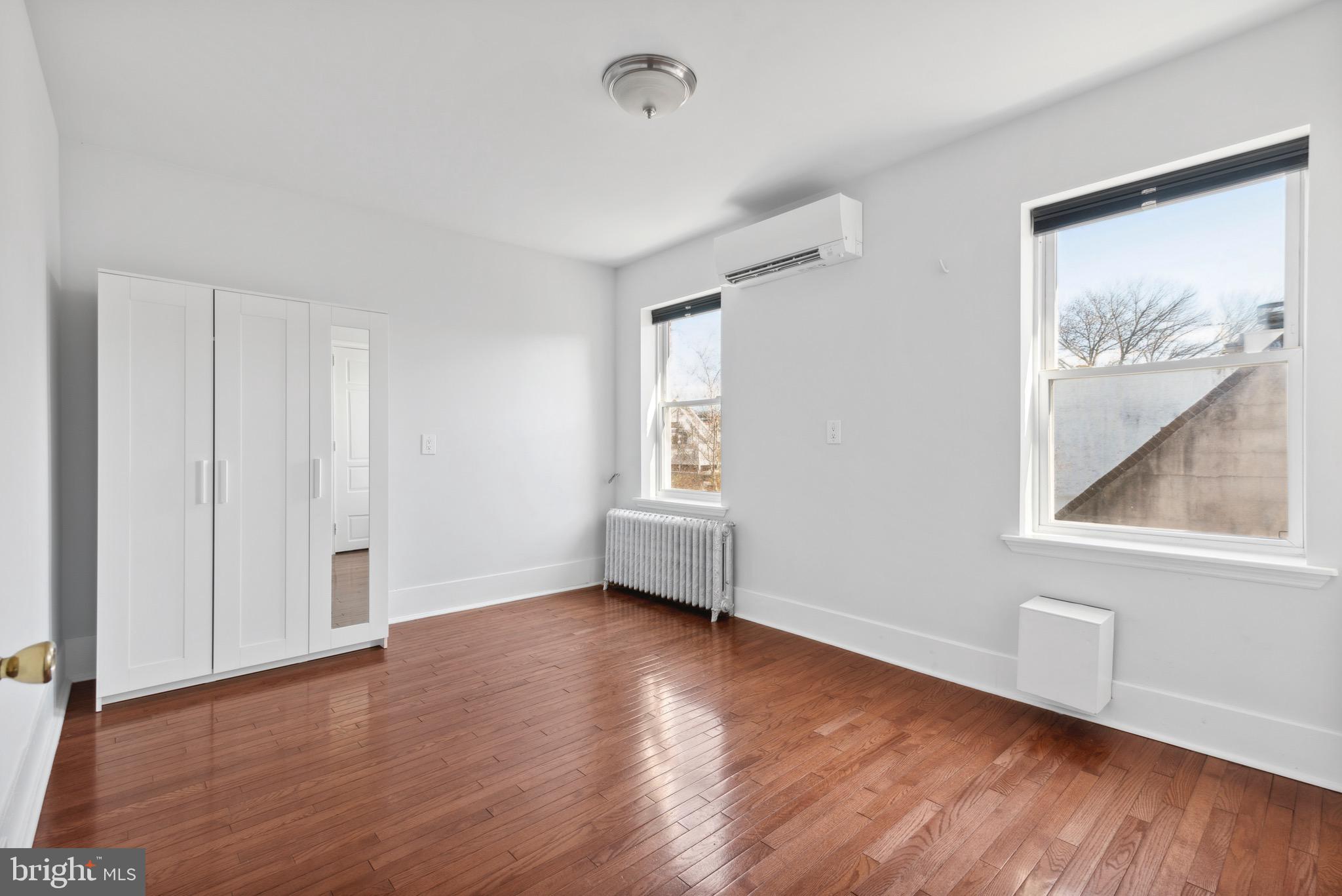 2029 SPRING GARDEN ST #3R