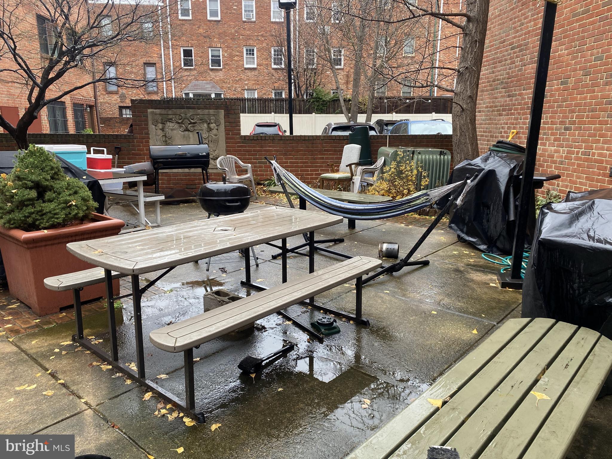1221-29 South St #1221b