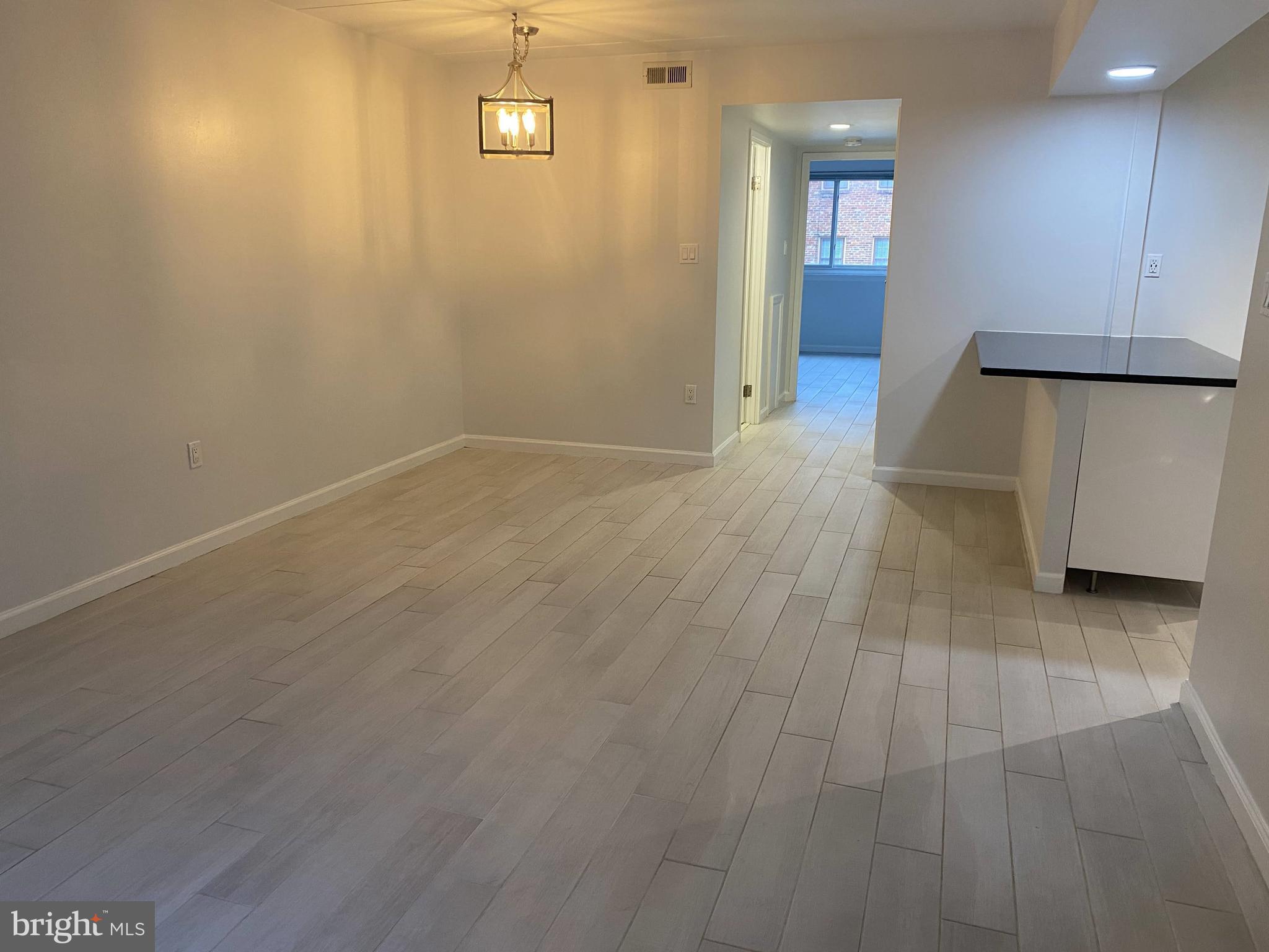1221-29 South St #1221b